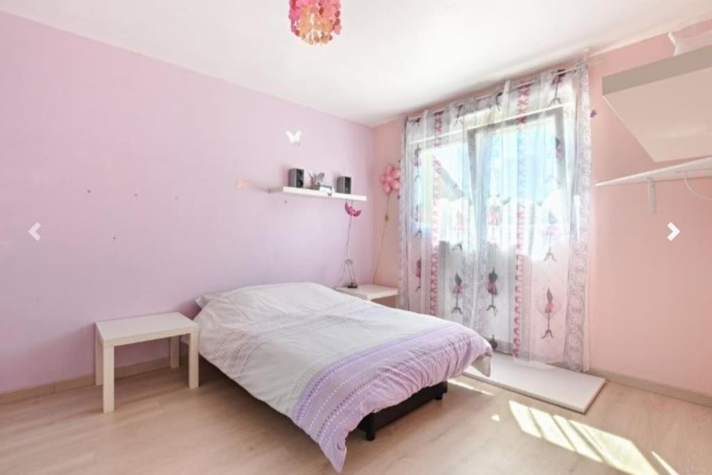 Maison 120 M² A Vigy Экстерьер фото