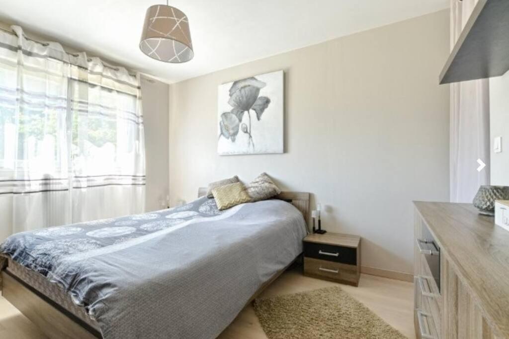Maison 120 M² A Vigy Экстерьер фото